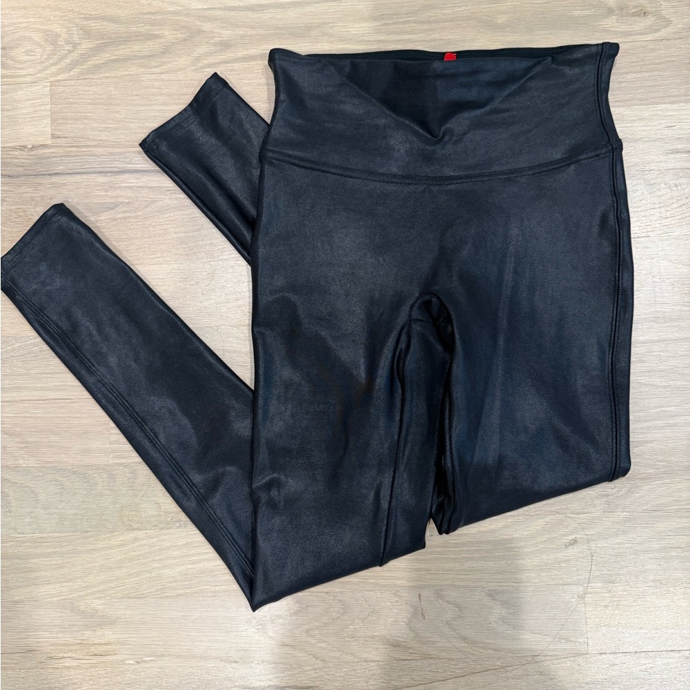 SPANXshape™ Faux LeatherLeggings- LIKE NEW, worn once, small petite
